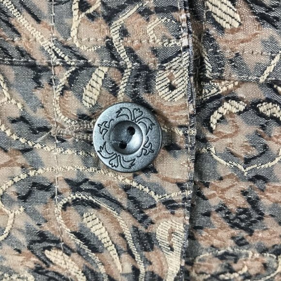 Long Sleeve Paisley Button Up Top 2x - Picture 4 of 12